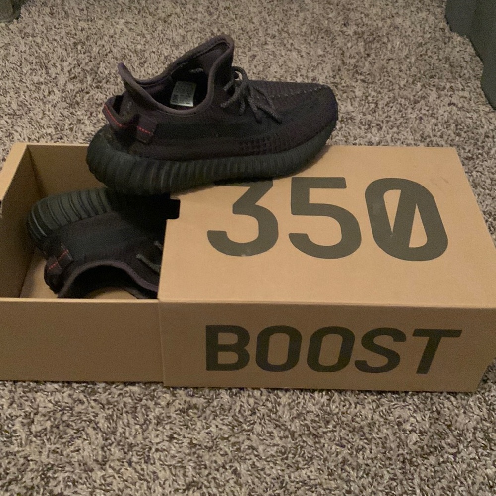 Yeezy 350, All Black. Boost Mens size 6. I’m a size 7.5/8 in women